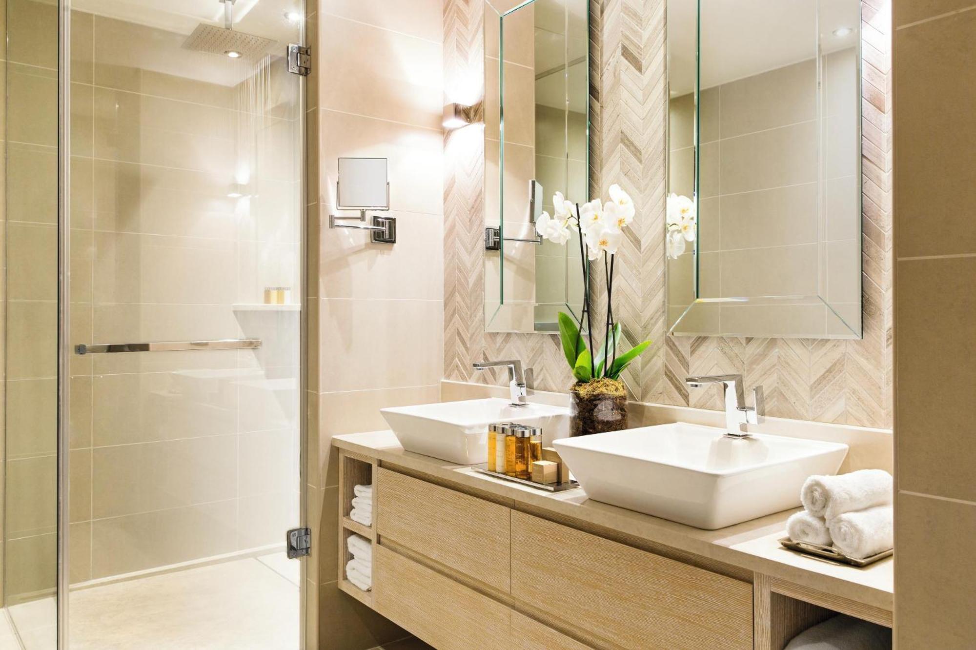 Junior Suite Deluxe con Giardino Privato e Vista Mare